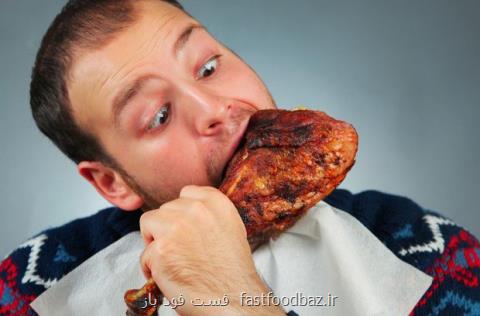 محققان می گویند؛ ایستاده غذا خوردن بر درک طعم غذا تاثیر می گذارد