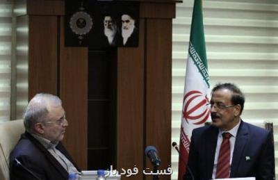 در دیدار وزیر بهداشت و قائم مقام وزارت بهداشت پاکستان مطرح شد تعامل ایران و پاکستان برای ایجاد آزمایشگاه های کنترل و ایستگاه های قرنطینه بین مرزی