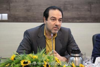 معاون وزیر بهداشت: عده ای در صدد حذف شیر از سبد غذایی روزانه مردم هستند