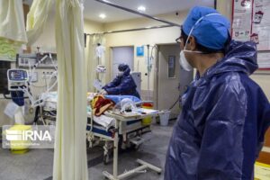 رئیس دانشگاه علوم پزشكی قم: كرونا برای دومین روز متوالی در قم ۲ تن قربانی گرفت
