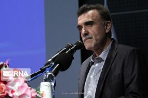 رییس دانشگاه علوم پزشكی قم: ۵۱ درصد مردم قم تحت پوشش واکسن قرار گرفتند