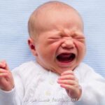 بهترین راهکار تسکین گریه نوزاد