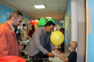 دیدار جامعه اسكواش با كودكان سرطانی در شیراز نیاز مبرم کودکان سرطانی در شیراز به یک دستگاه