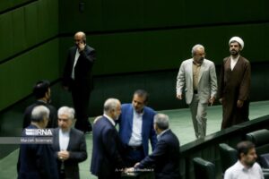 با تصویب مجلس: 11 میلیارد یورو ارز ترجیحی برای واردات دارو و مواد اولیه آن اختصاص یافت